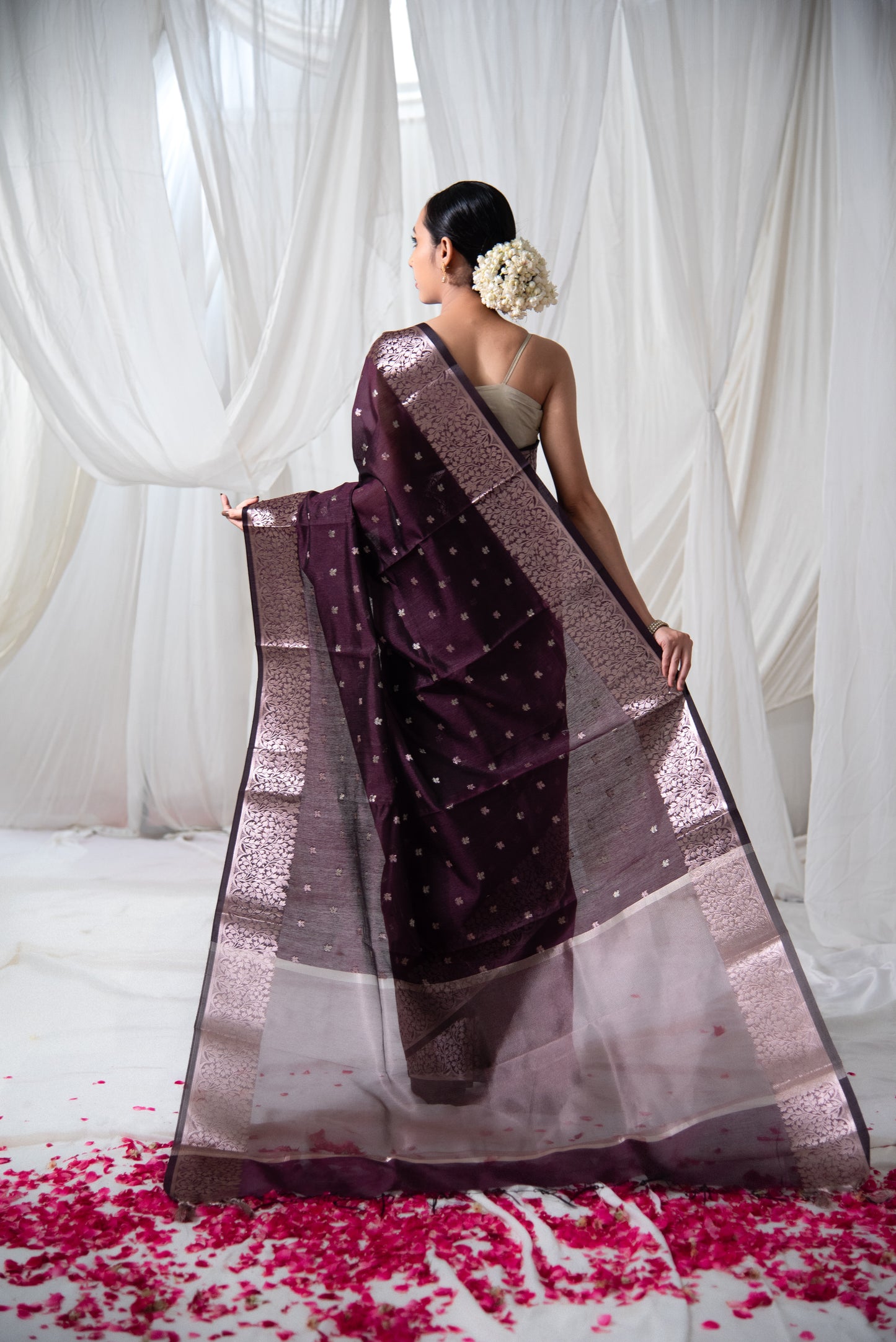 Banarasi Acrylic Cotton Pre Draped Saree with Golden Border