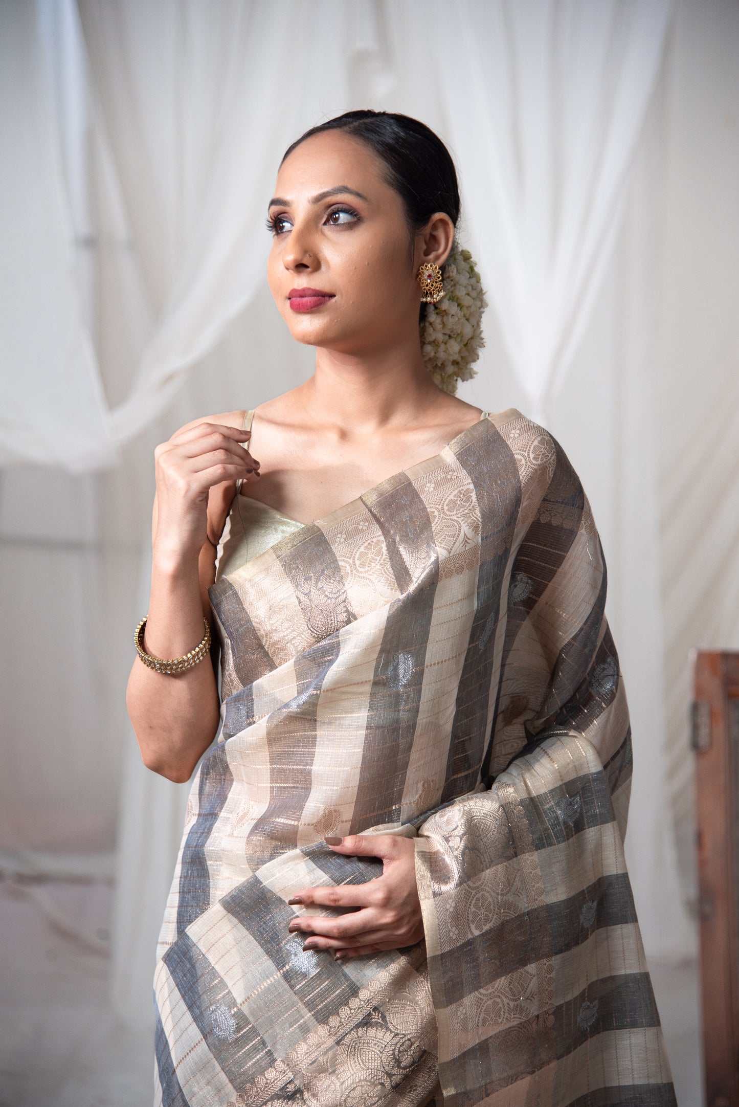 Banarasi Linen Tissue Silk Predraped Saree with Striped Design